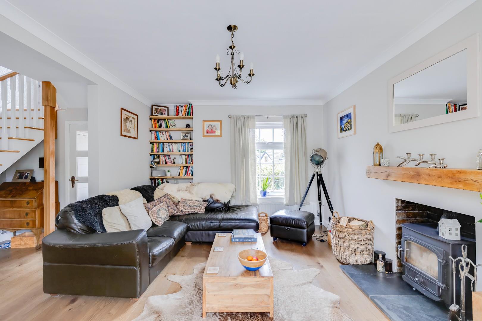 Bracklinn, St. Quentins Close, Llanblethian, Cowbridge, Vale of Glamorgan, CF71 7EZ